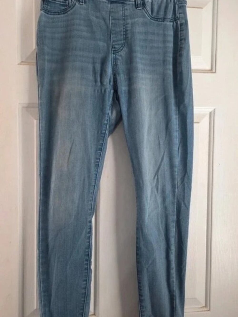 Judy Blue Light Wash Skinny Jeans Raw Hem Size 7/28